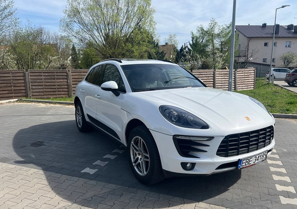 Porsche Macan cena 135000 przebieg: 121000, rok produkcji 2015 z Bełchatów małe 191